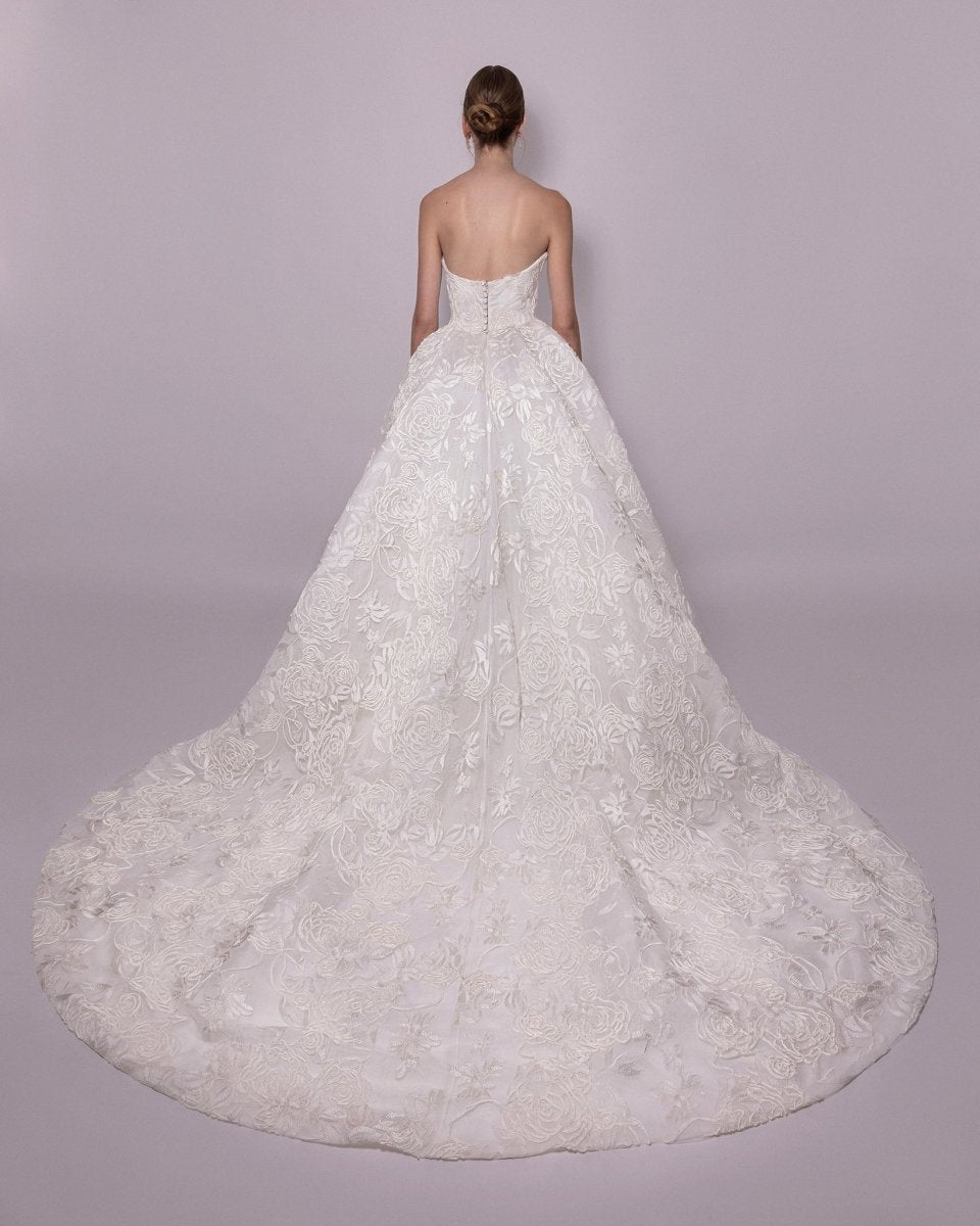 Isabella - Gemy Maalouf