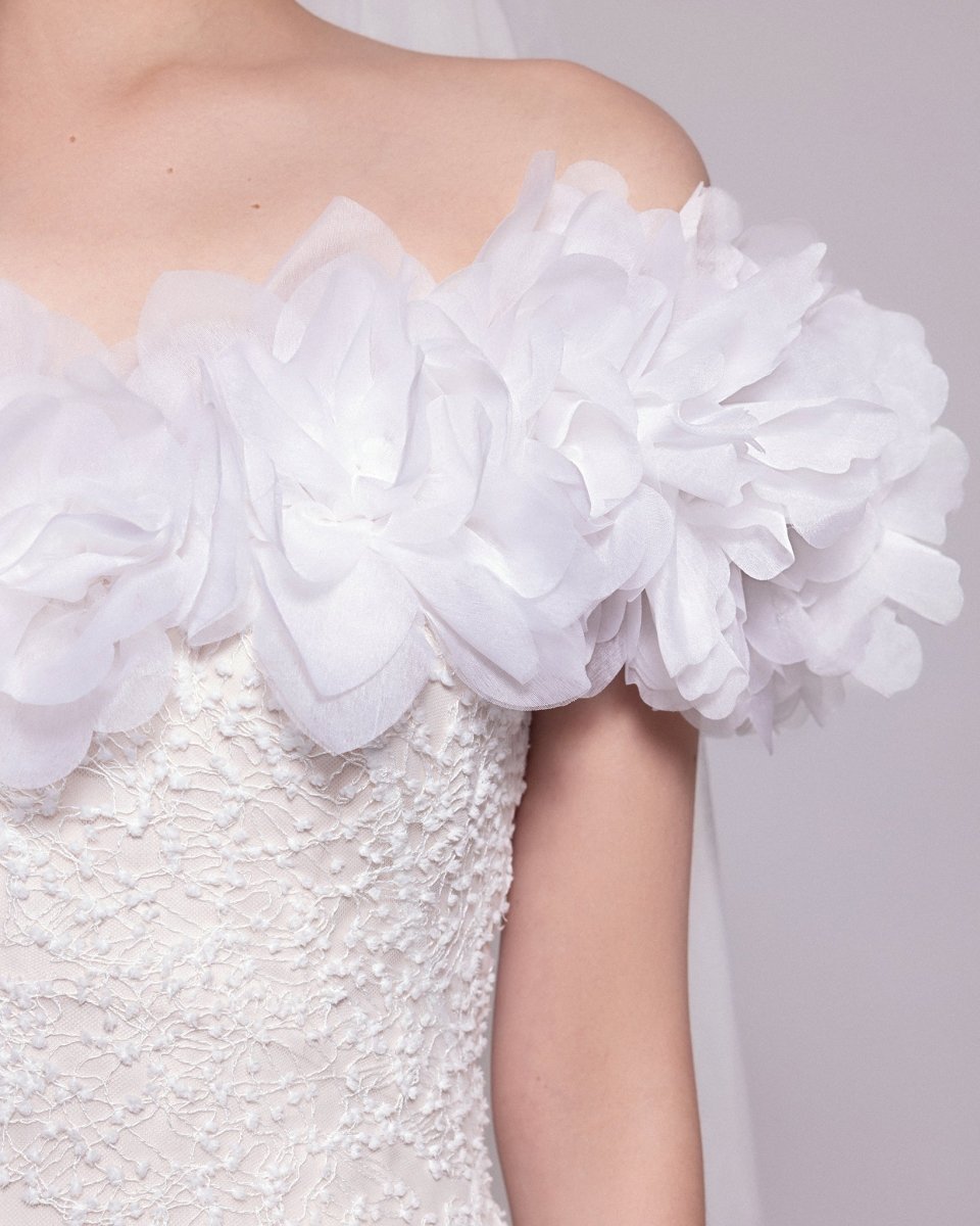 White Rose - Gemy Maalouf