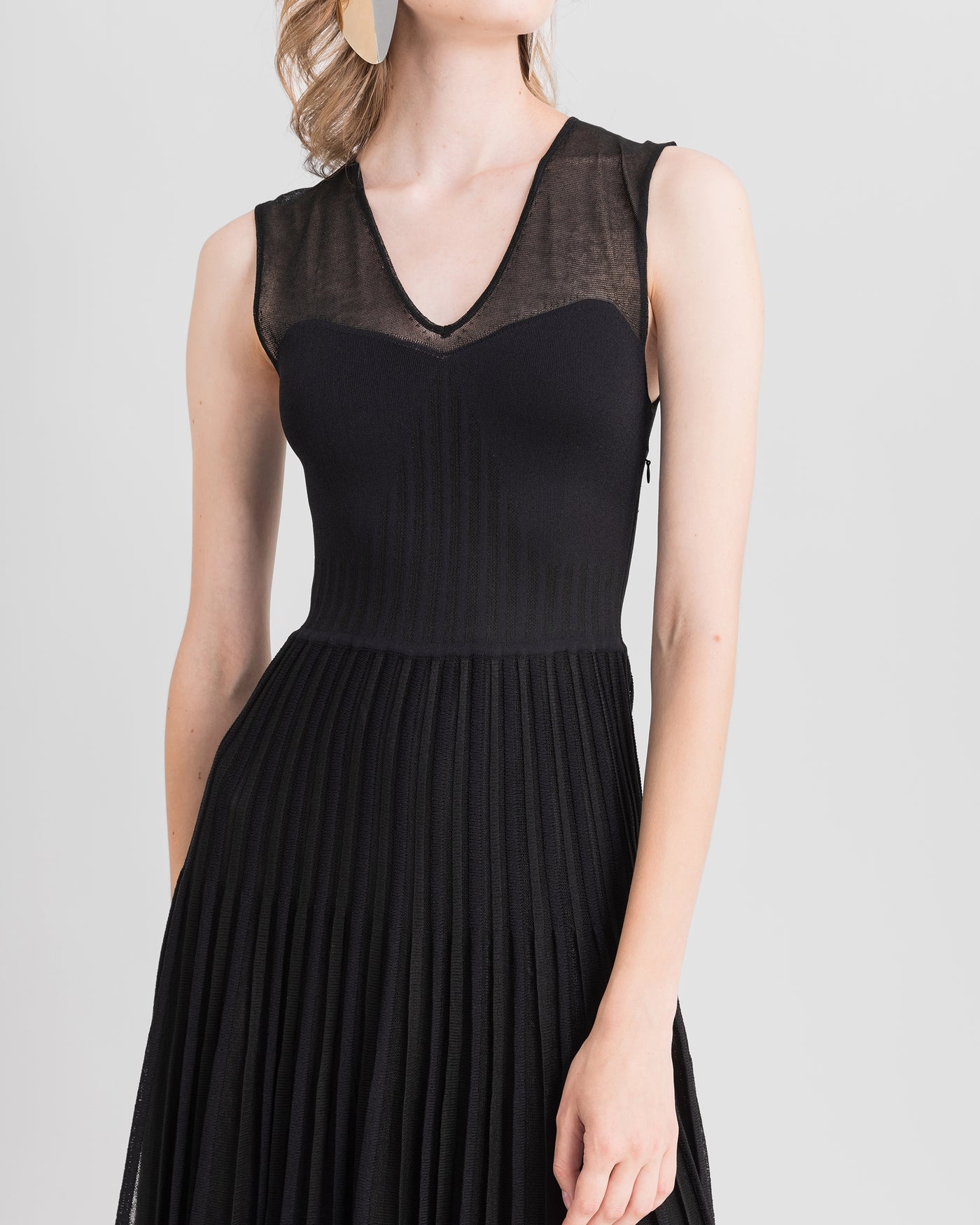 Black Heart Shape Design Knit Dress