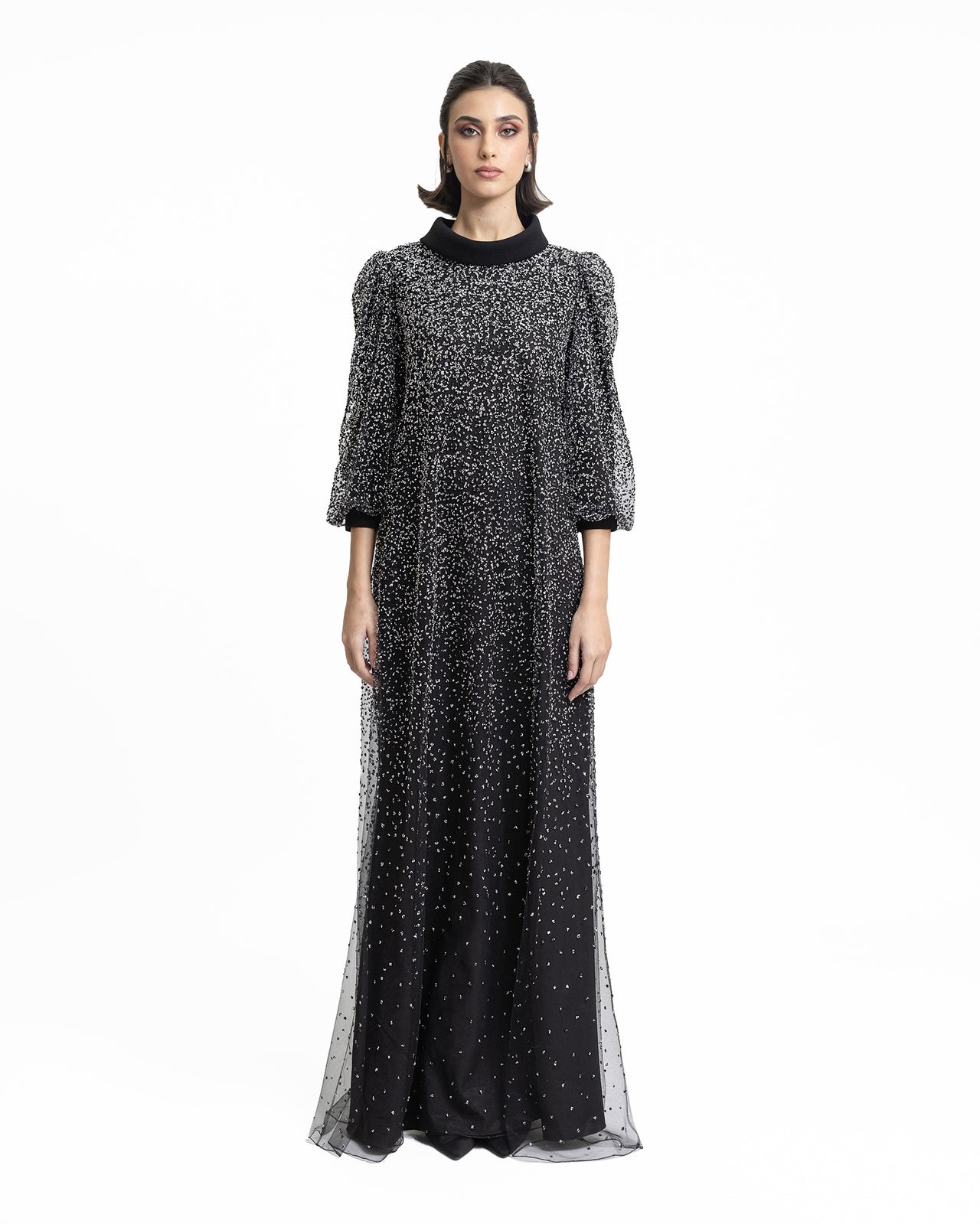 قفطان بتطريزات وكم 3/4