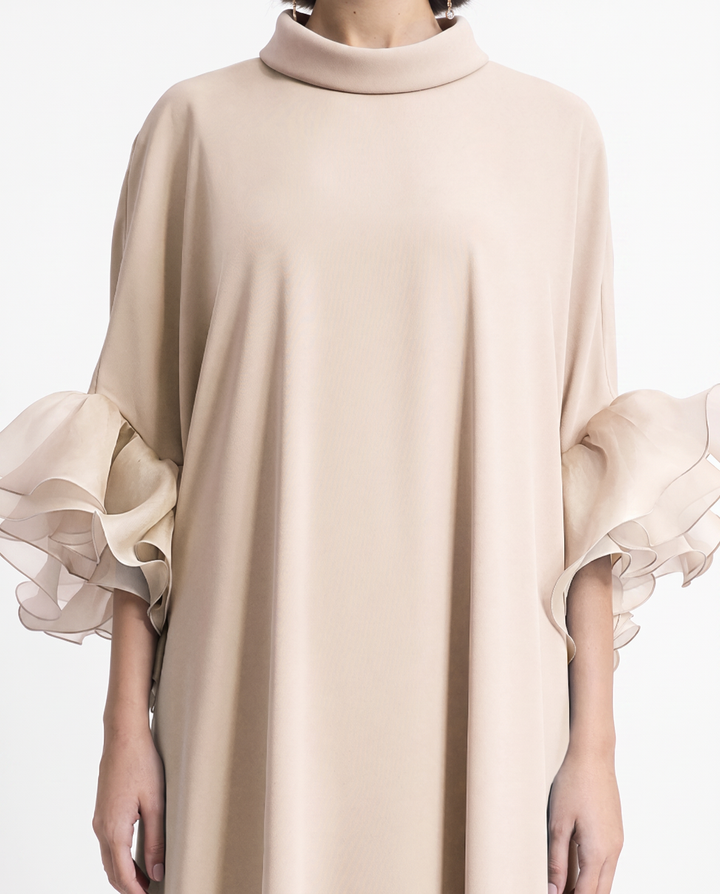 Long kaftan with Reversed Champagne High-Collar