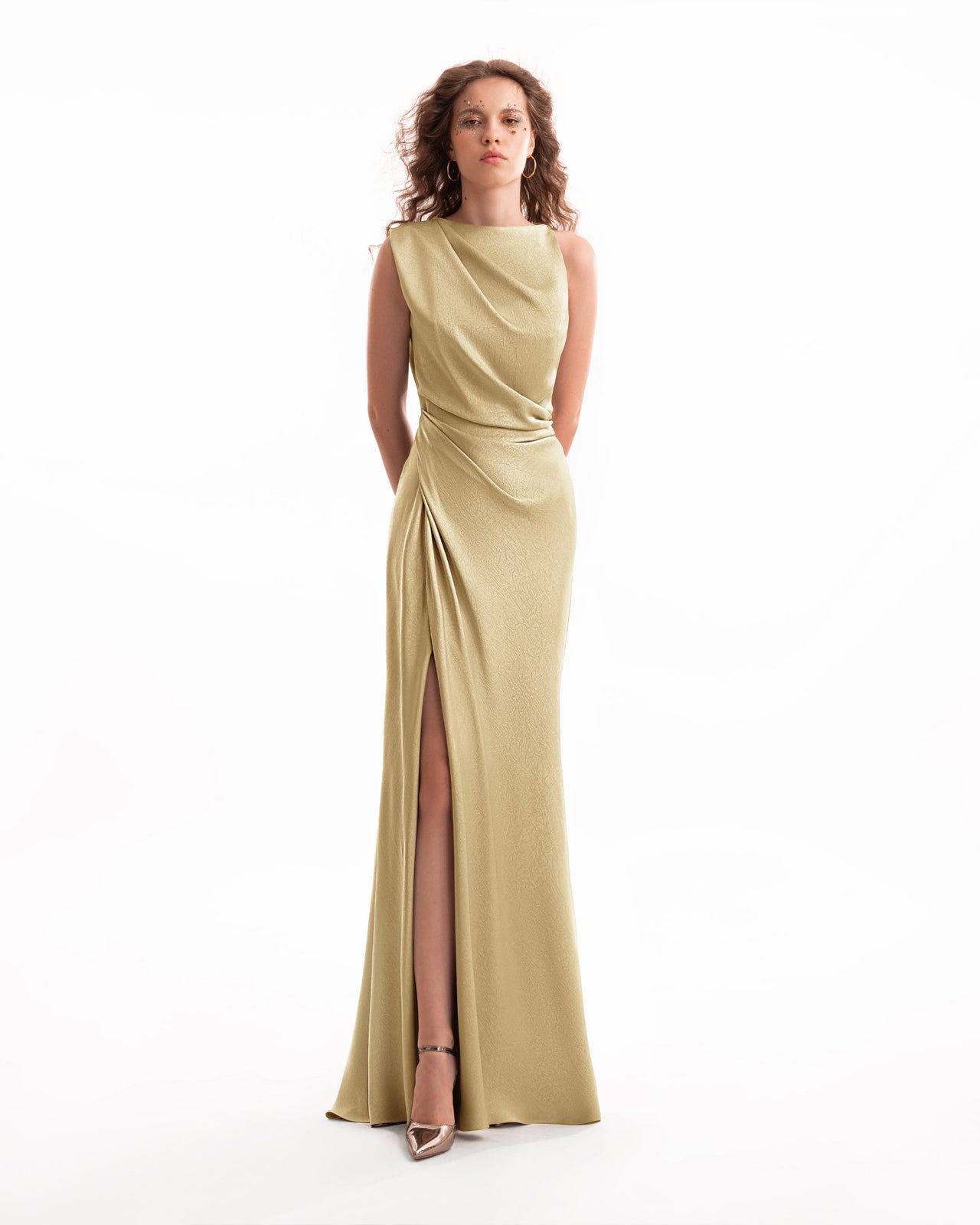 فستان مطوي غير متماثل