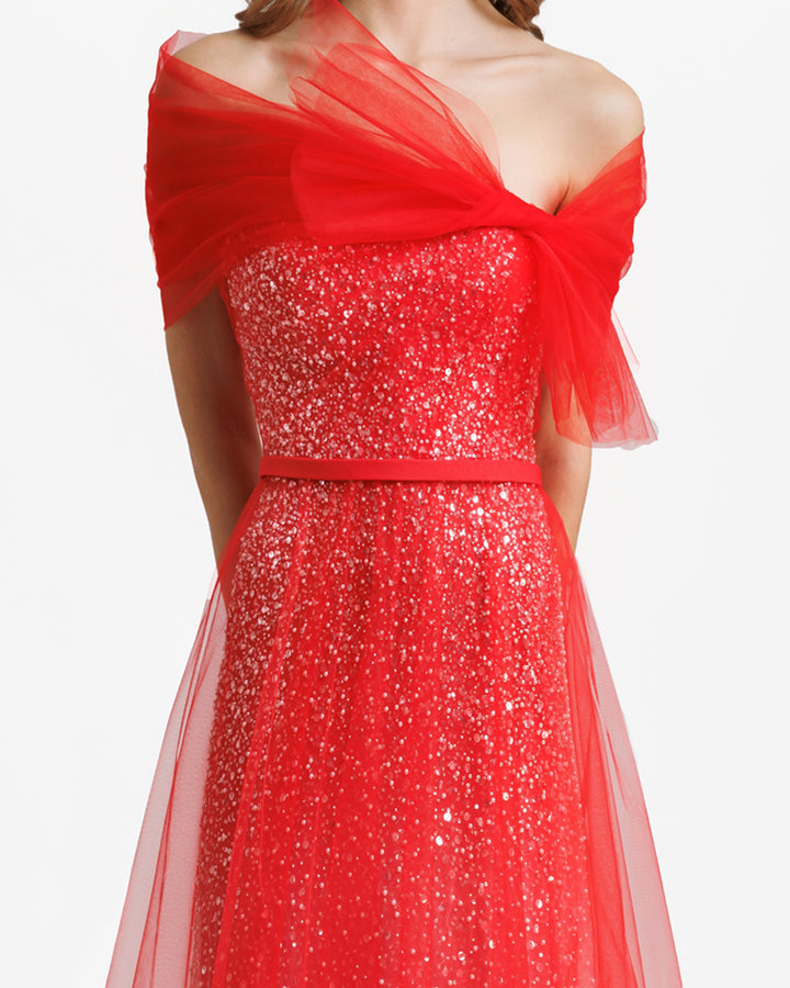 فستان بتصميم عقدة على الرقبة