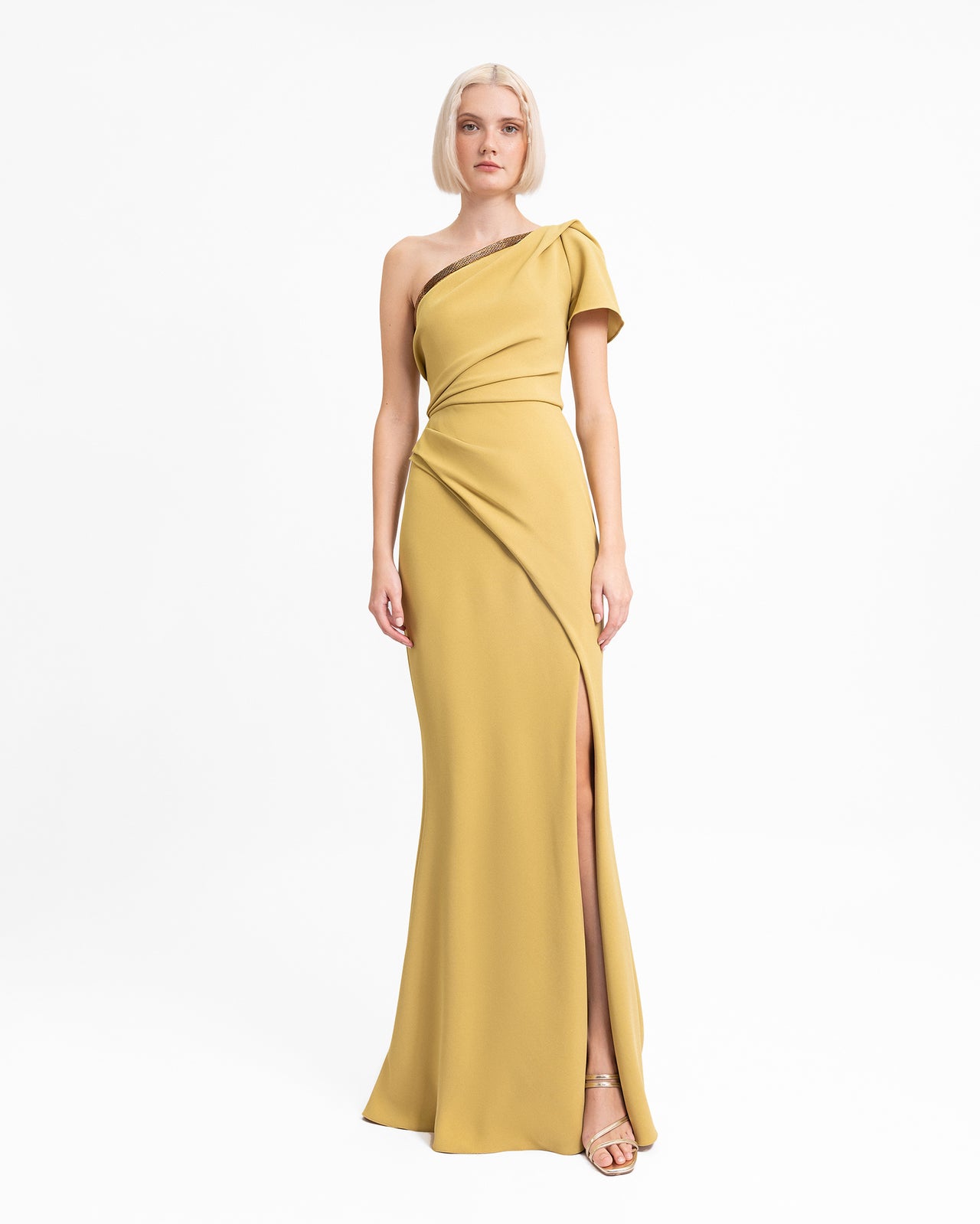 فستان منسدل بكتف واحد