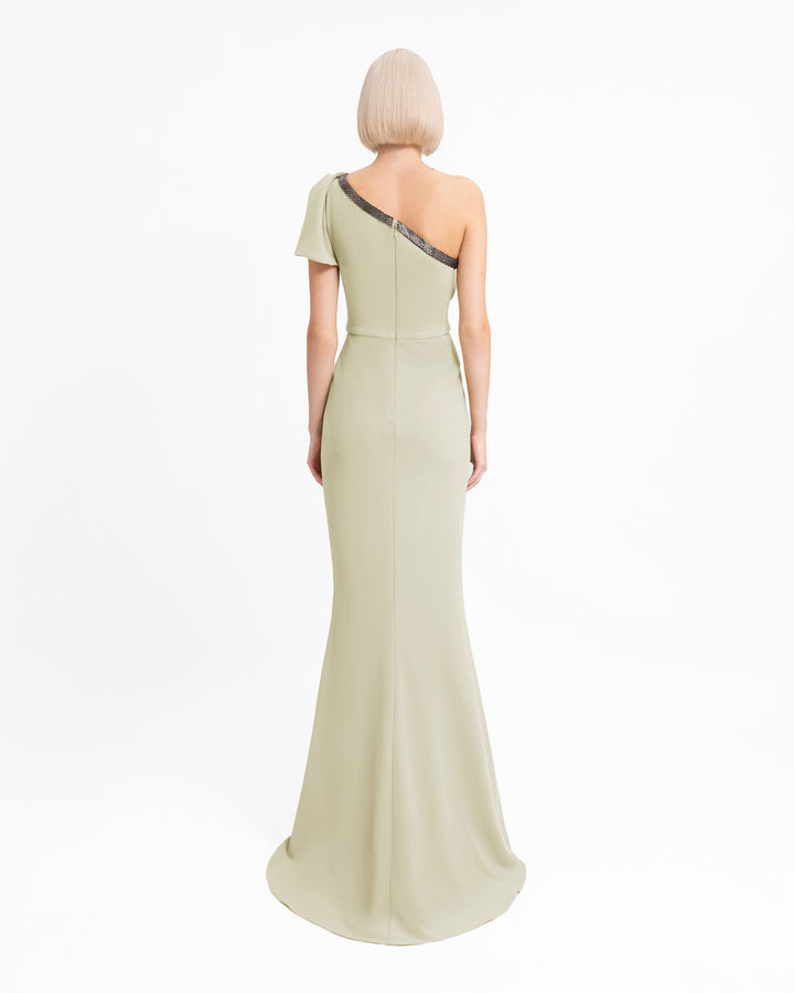 فستان منسدل بكتف واحد