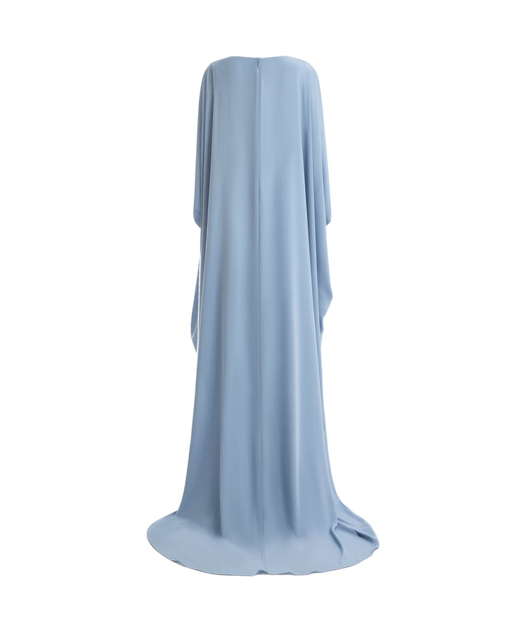 فستان واسع بياقة عالية