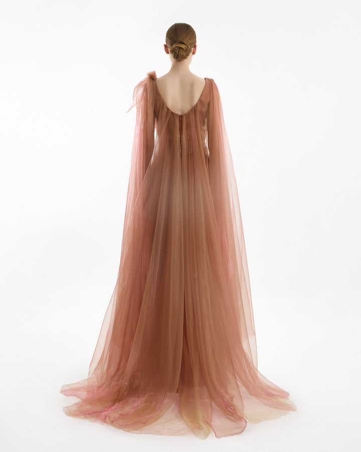 فستان منسدل بكتف مزين بالزهور