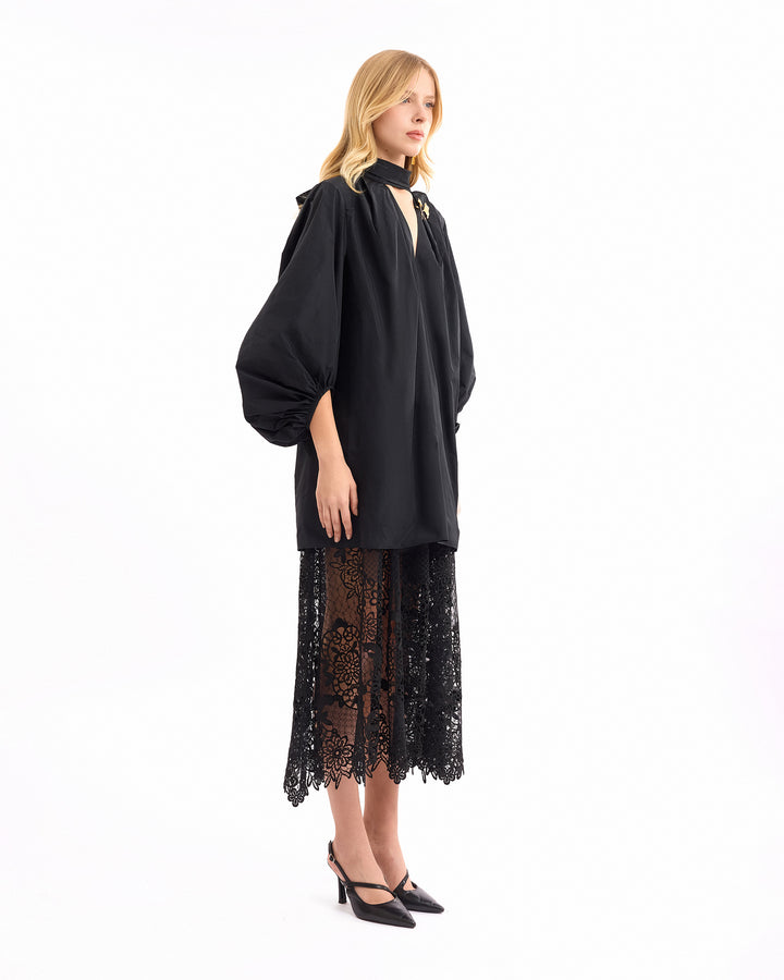 V-Neck Puff Dress with Lace Skirt