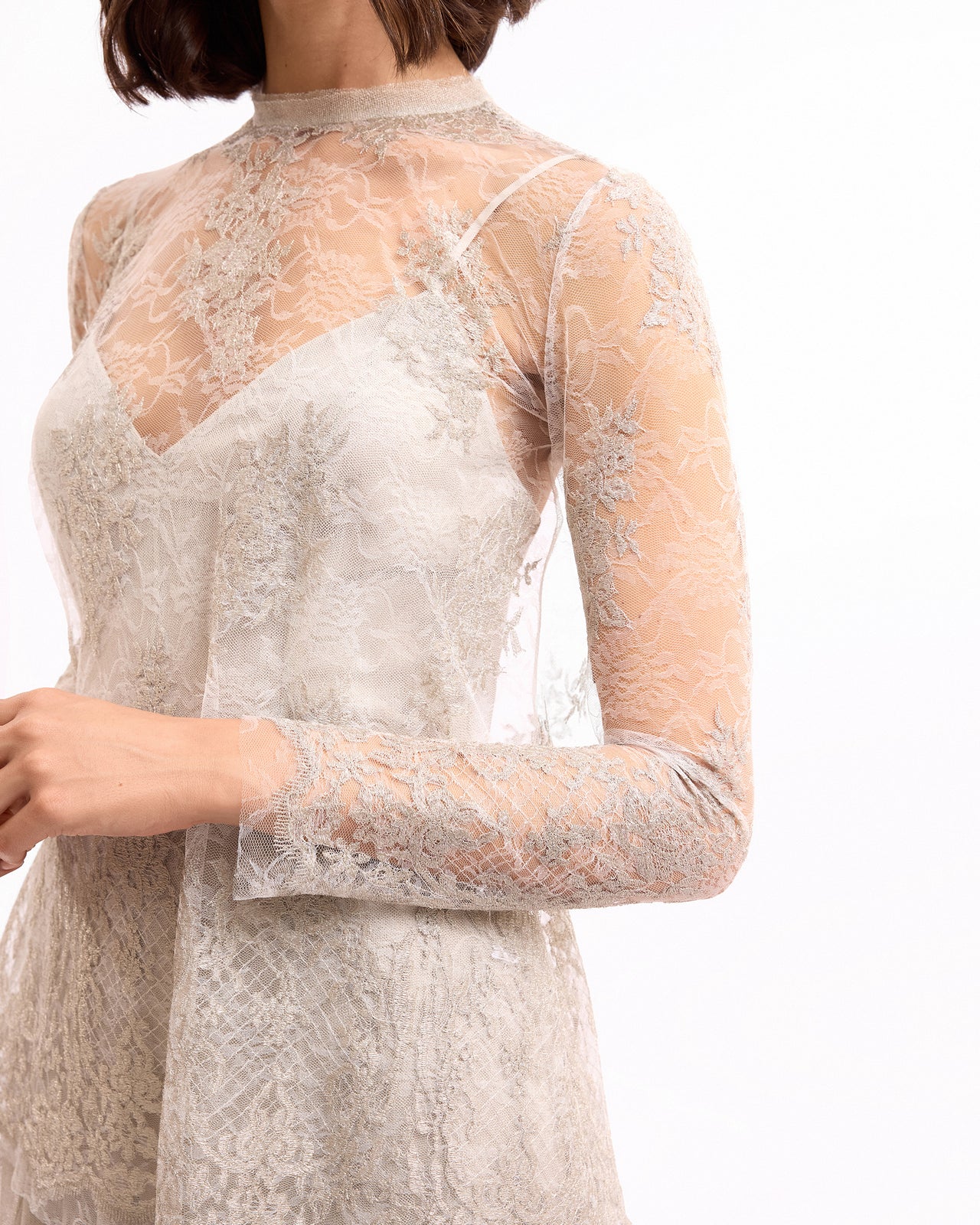 فستان متوسط الطول مع توب دانتيل