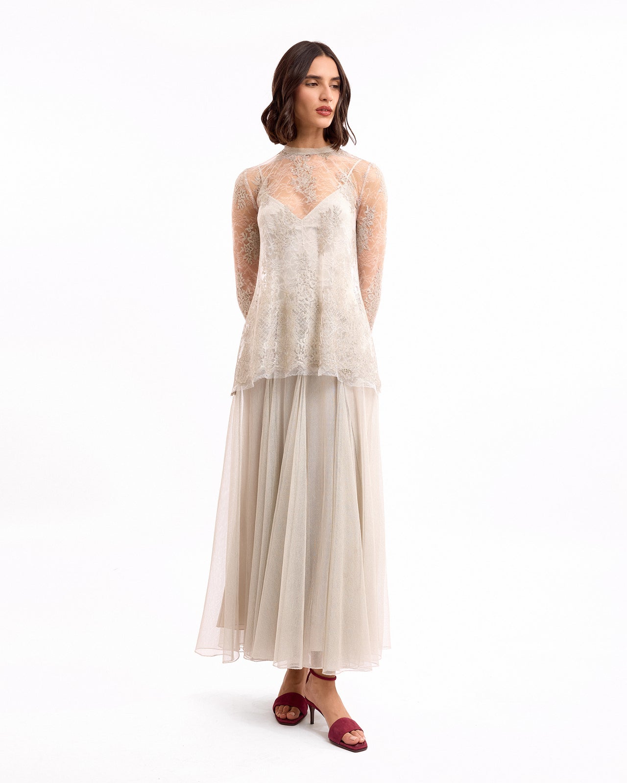 فستان متوسط الطول مع توب دانتيل