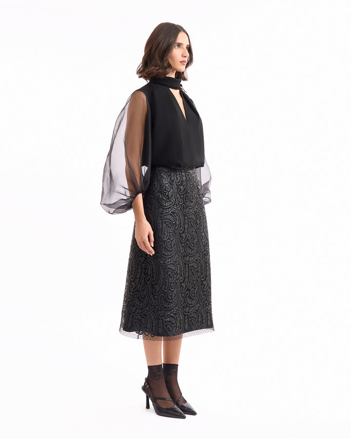 Split V-Neck Lace Set