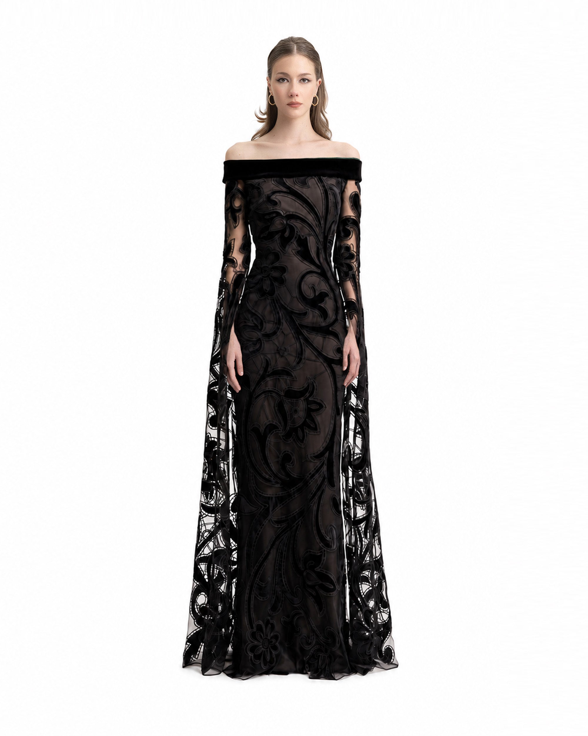 Off-Shoulder Slim Velvet Dress with Long Sleeves