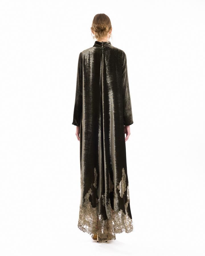 Loose-Cut Lace-Hem Dress