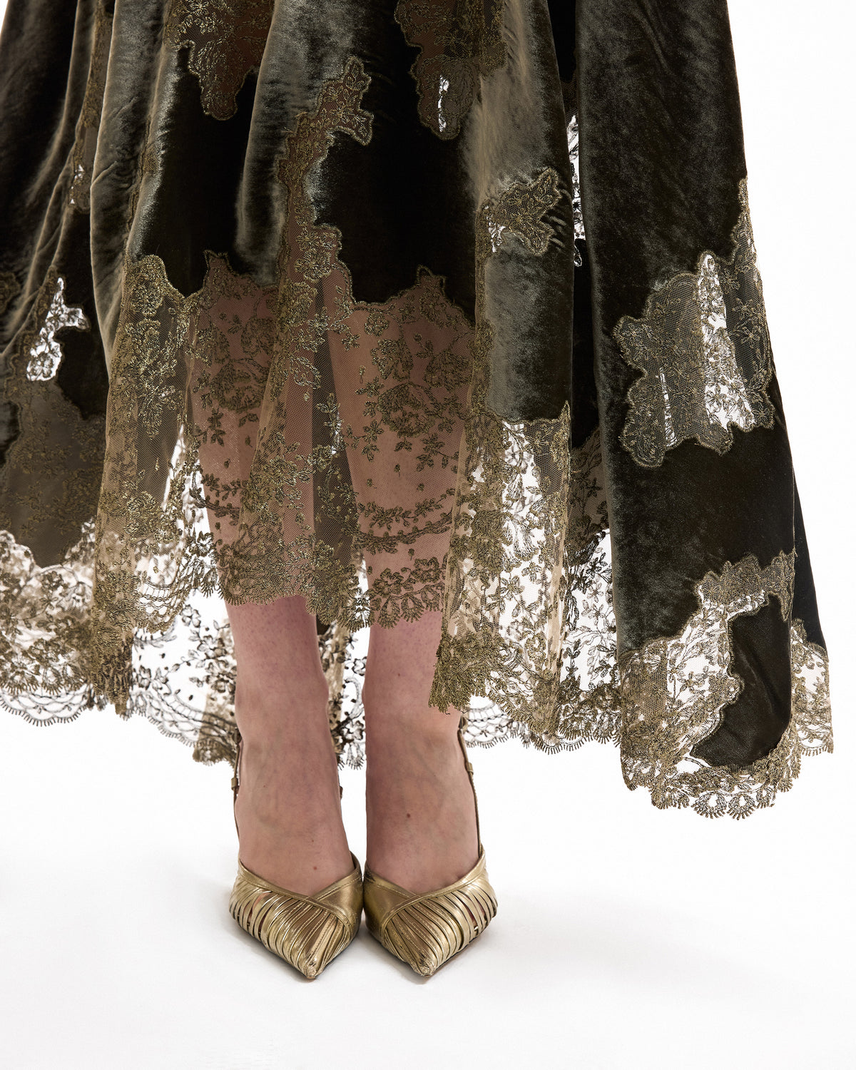 Loose-Cut Lace-Hem Dress