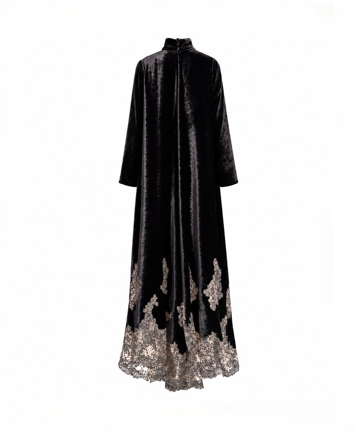 Loose-Cut Lace-Hem Dress