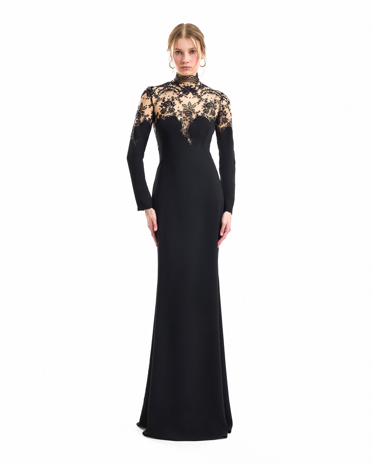 Slim-Cut Lace Sweetheart Dress