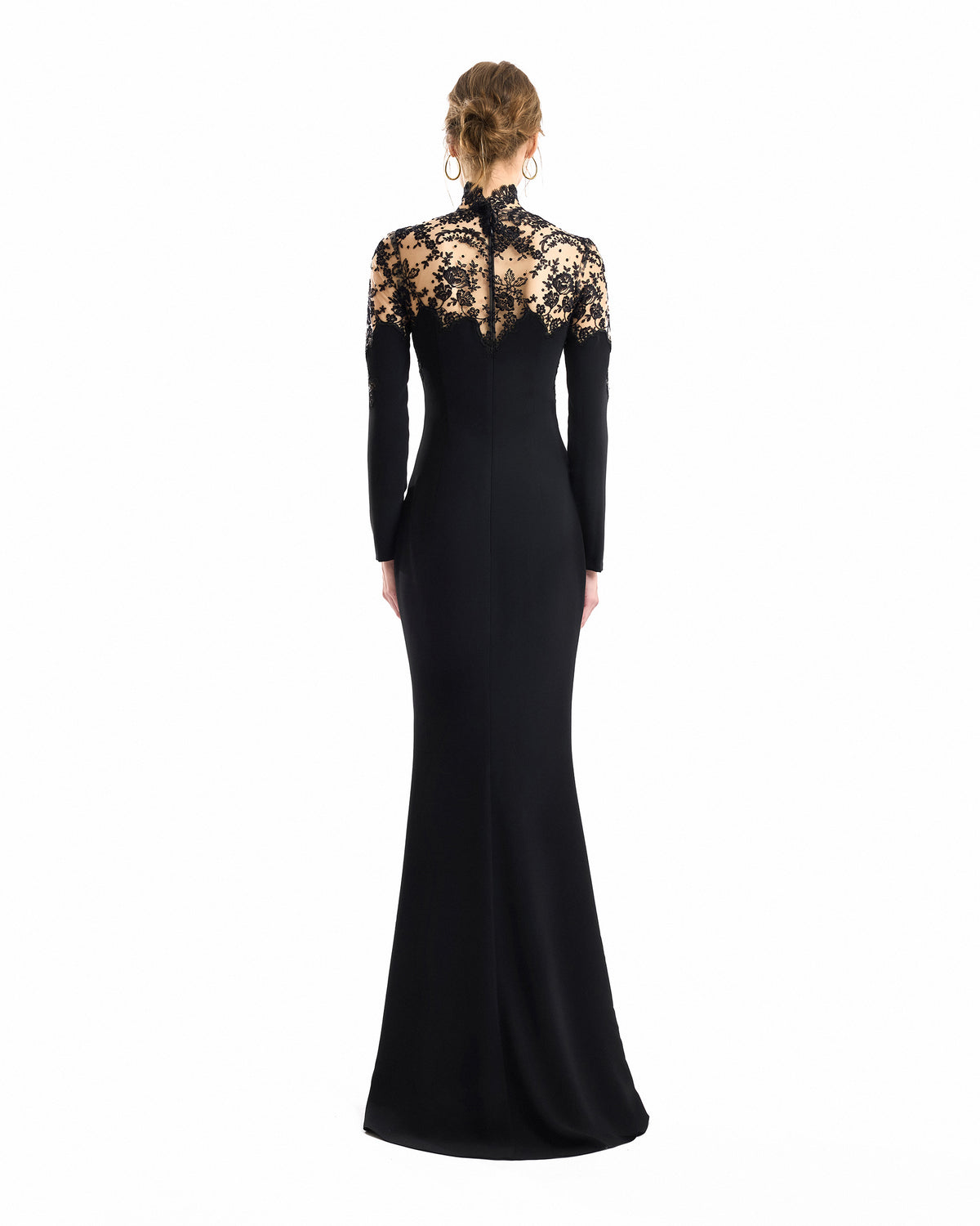 Slim-Cut Lace Sweetheart Dress