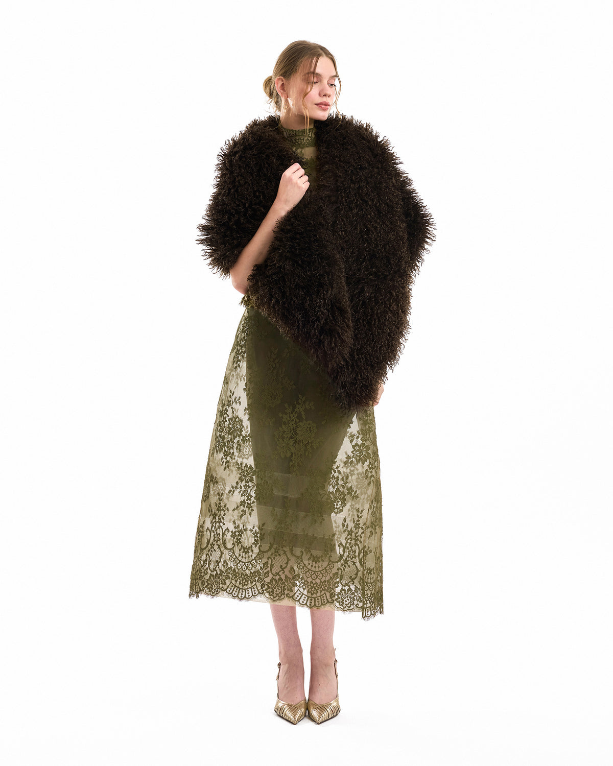 Voluminous Fur Shoulder Bolero
