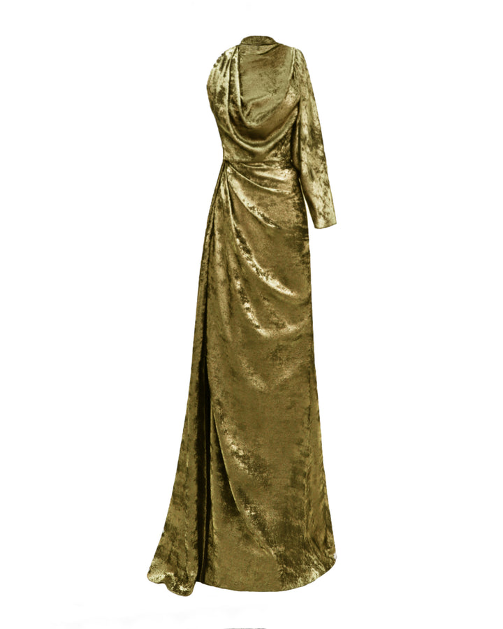 فستان برقبة غير متساوية