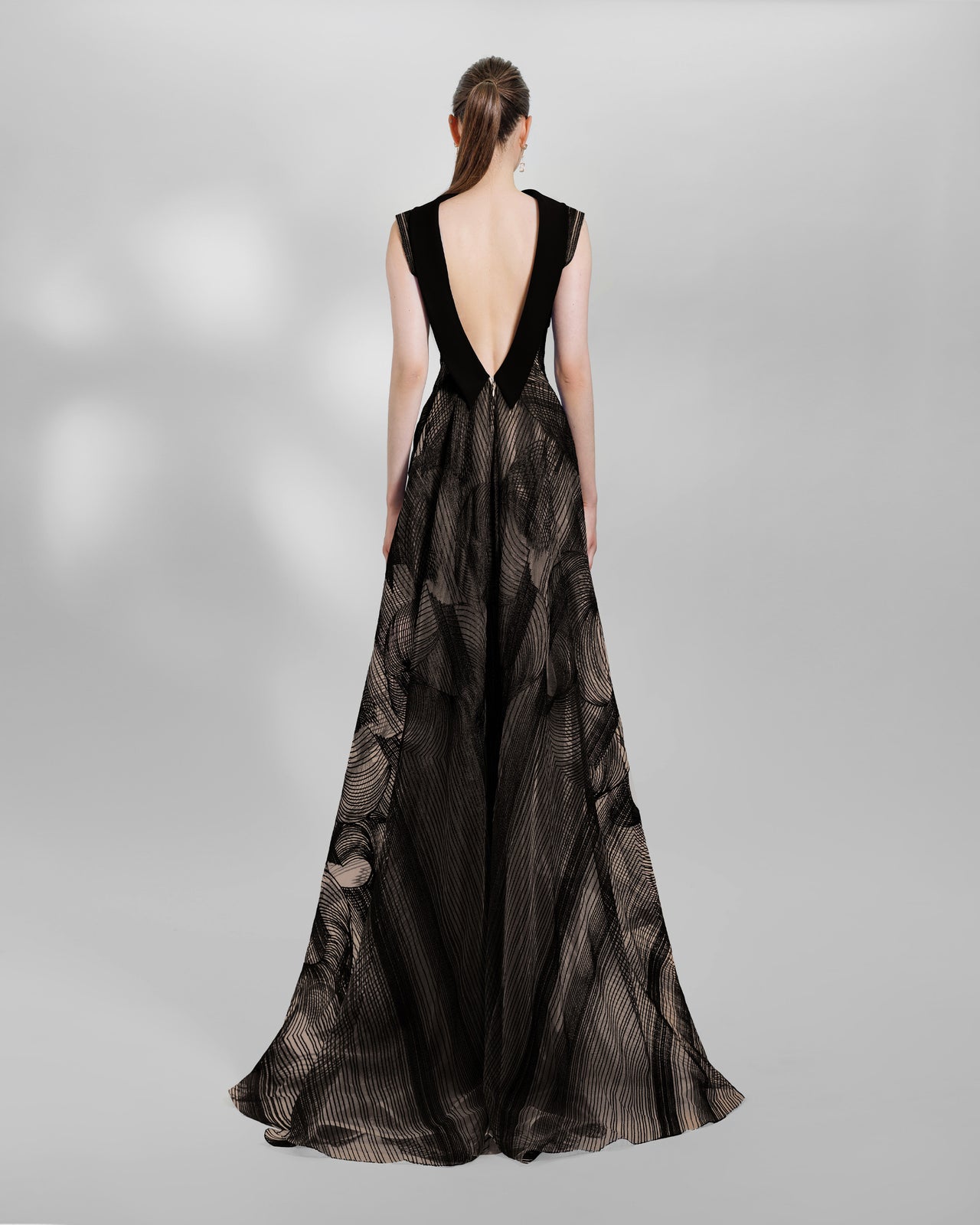 Slim-Cut Embroidered Pattern Dress