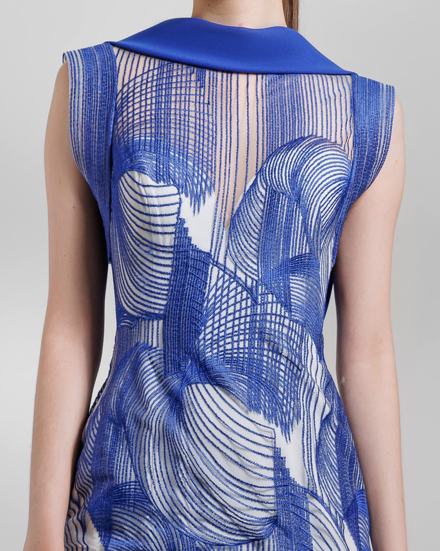Slim-Cut Embroidered Pattern Dress