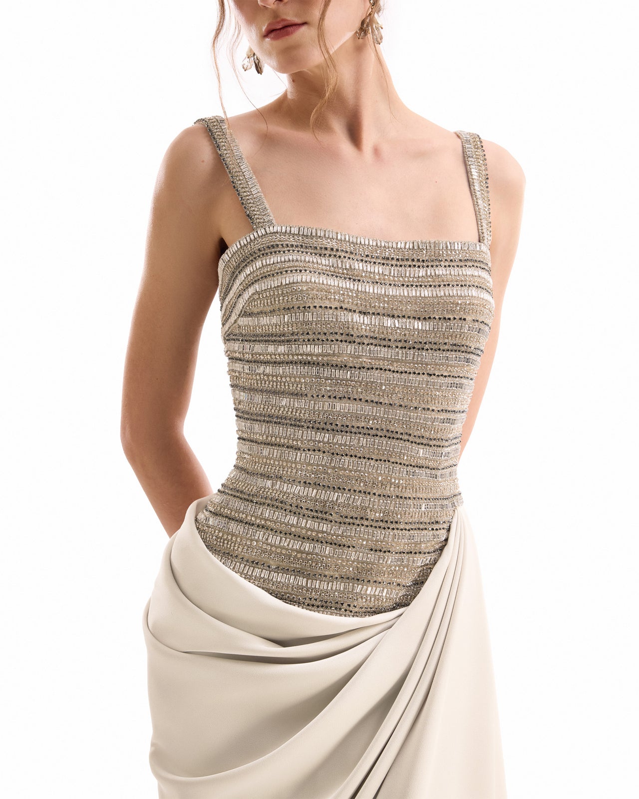 فستان برقبة مربعة