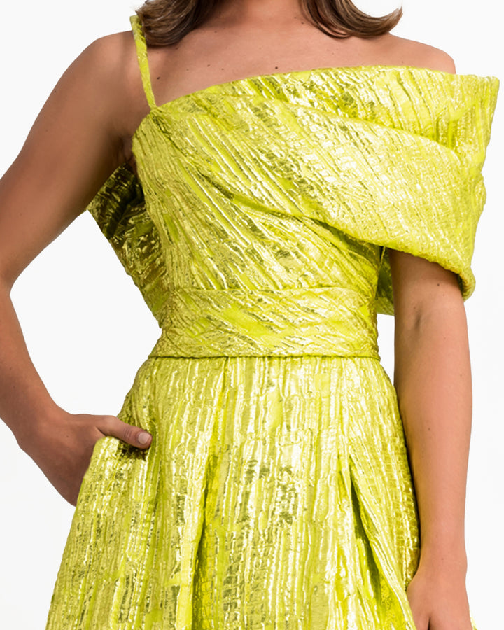 Dress With A Back Bow Design