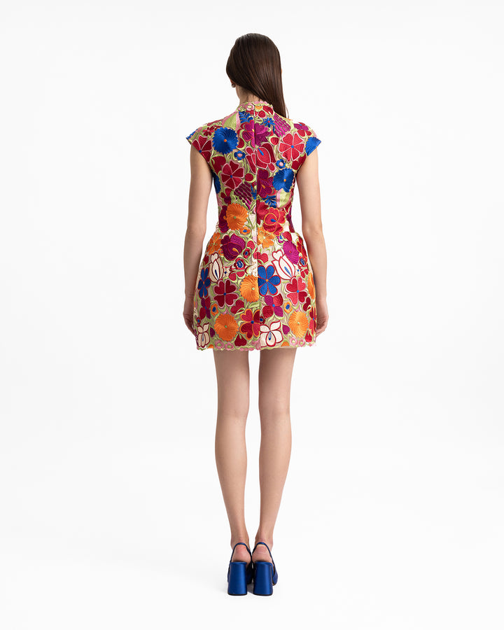 فستان قصير مهيكل