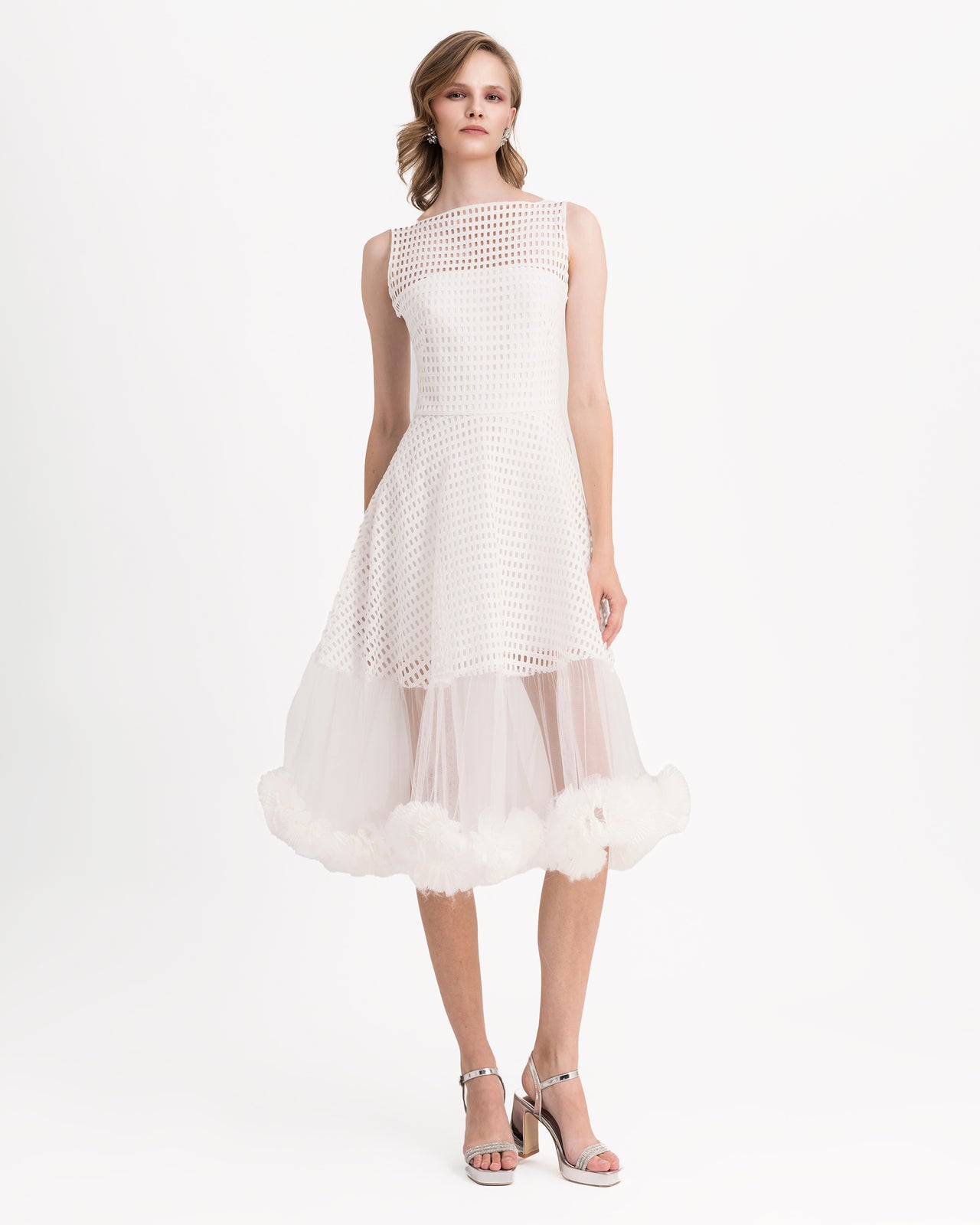 فستان ميدي واسع مع دانتيل كروشي