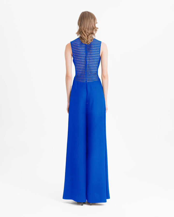 جمبسوت أزرق بقصة واسعة