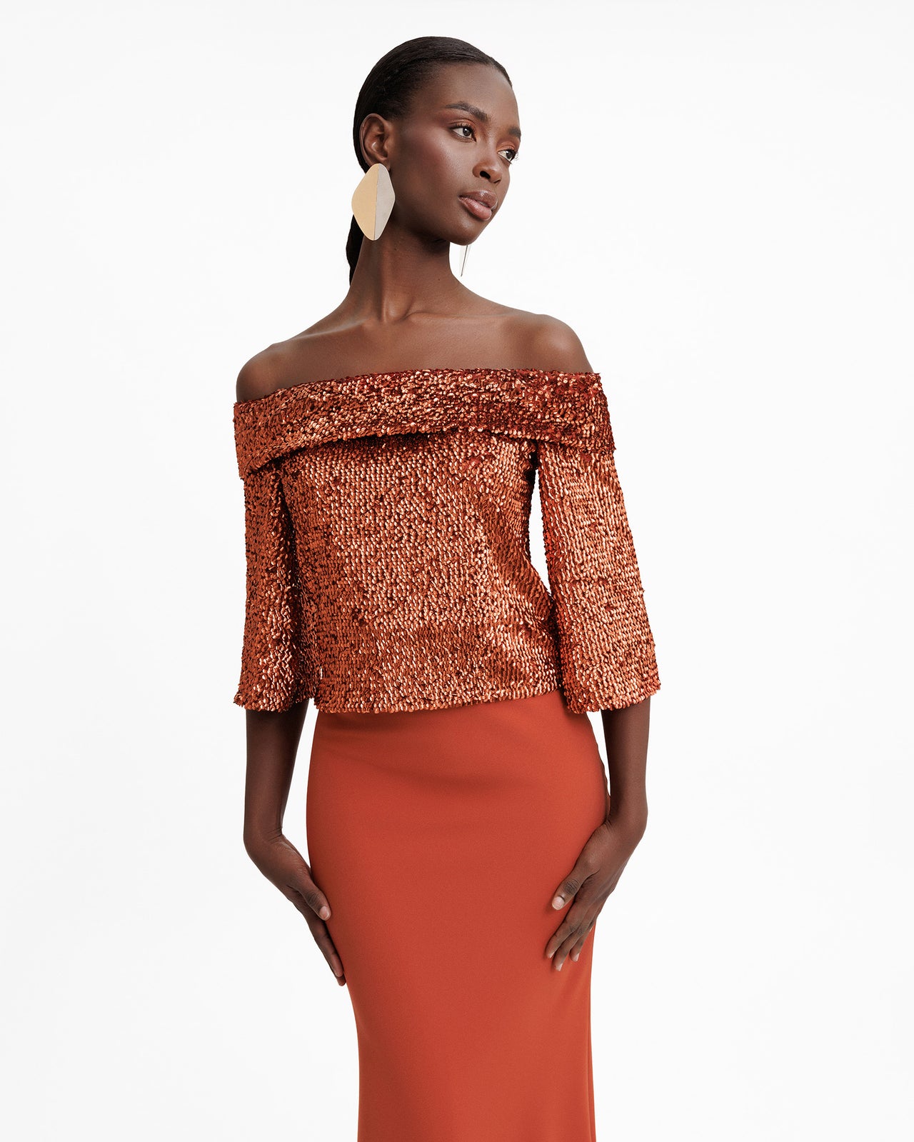 توب ترتر منسدلة الأكمام