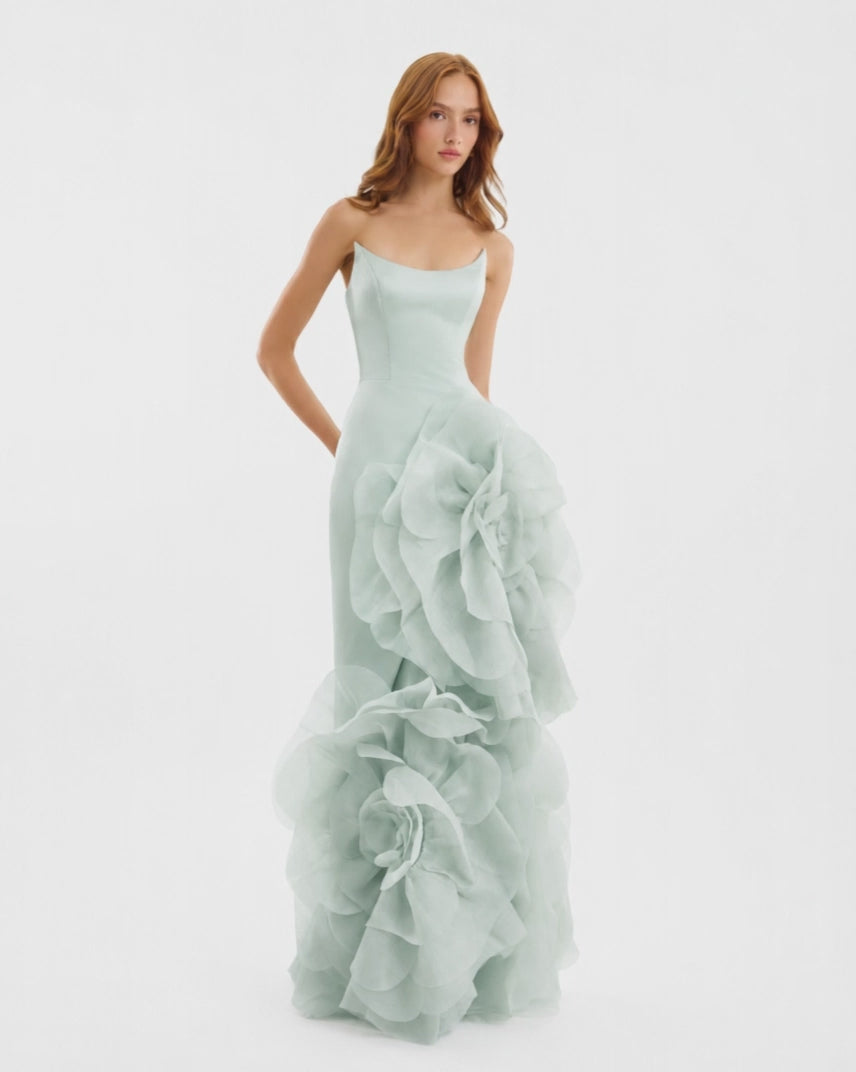 Fitted Scoop-Neck Dress with Sculpted Flowers