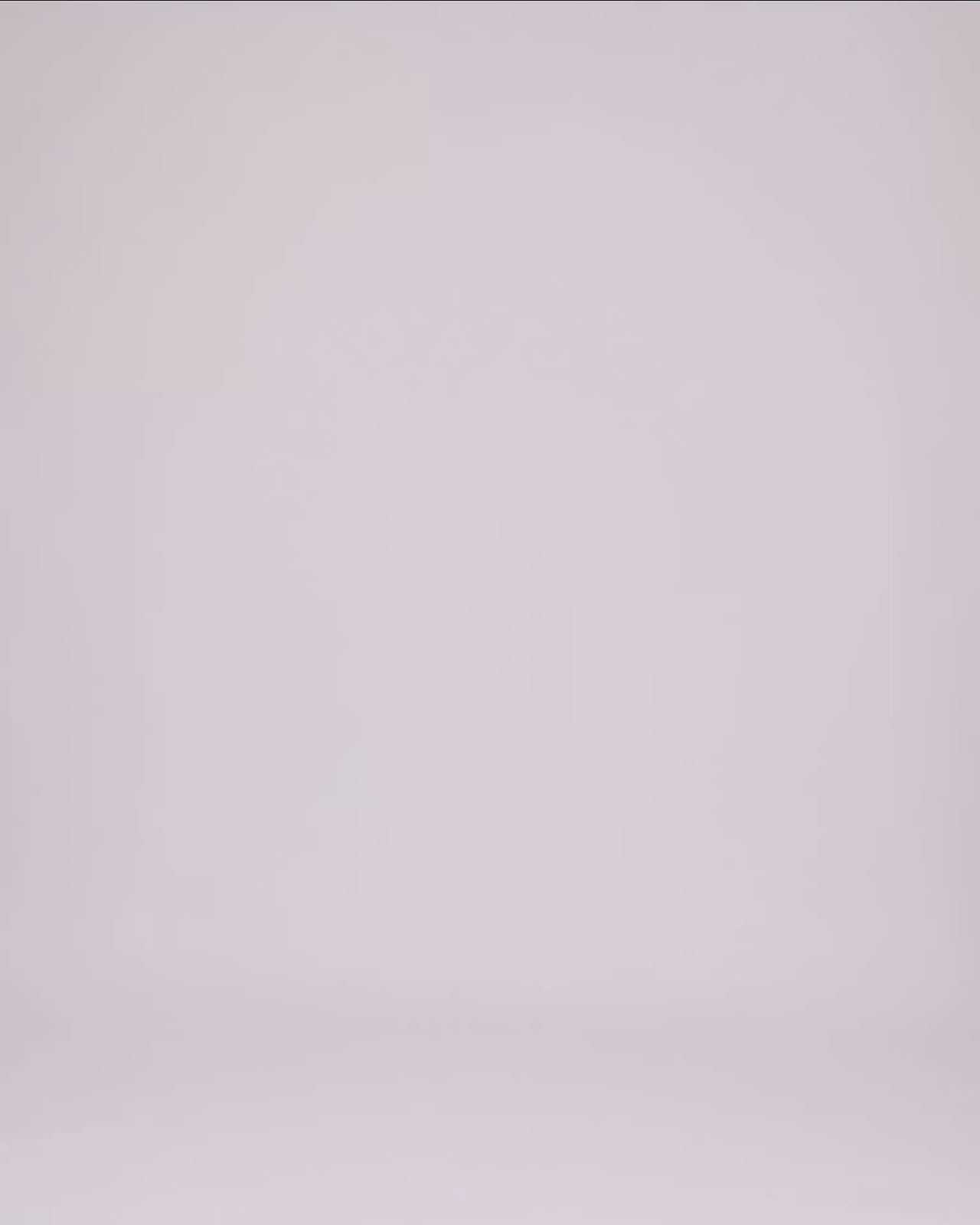 قفطان مطرز بالخط العربي