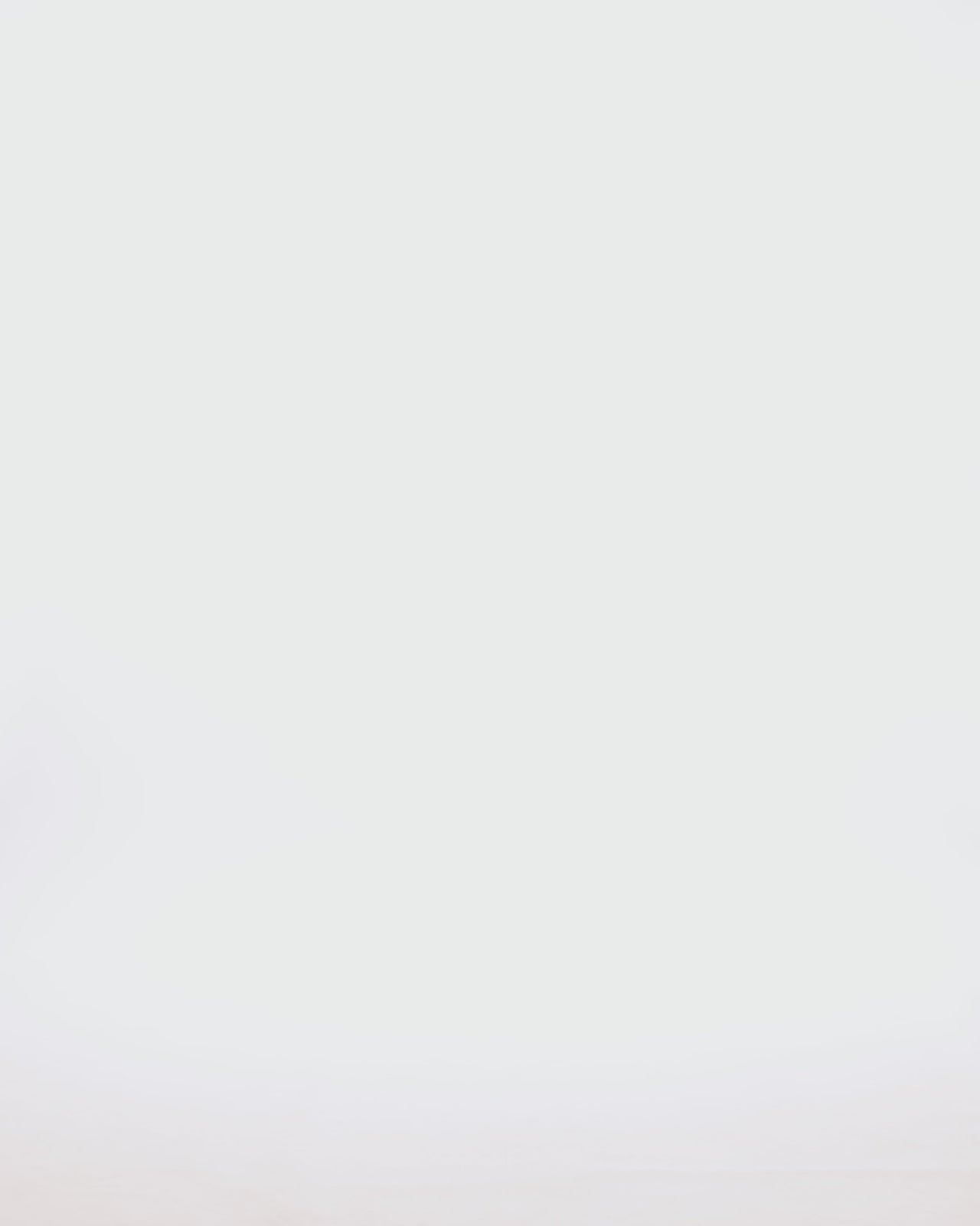 فستان مطوي بدون أكتاف