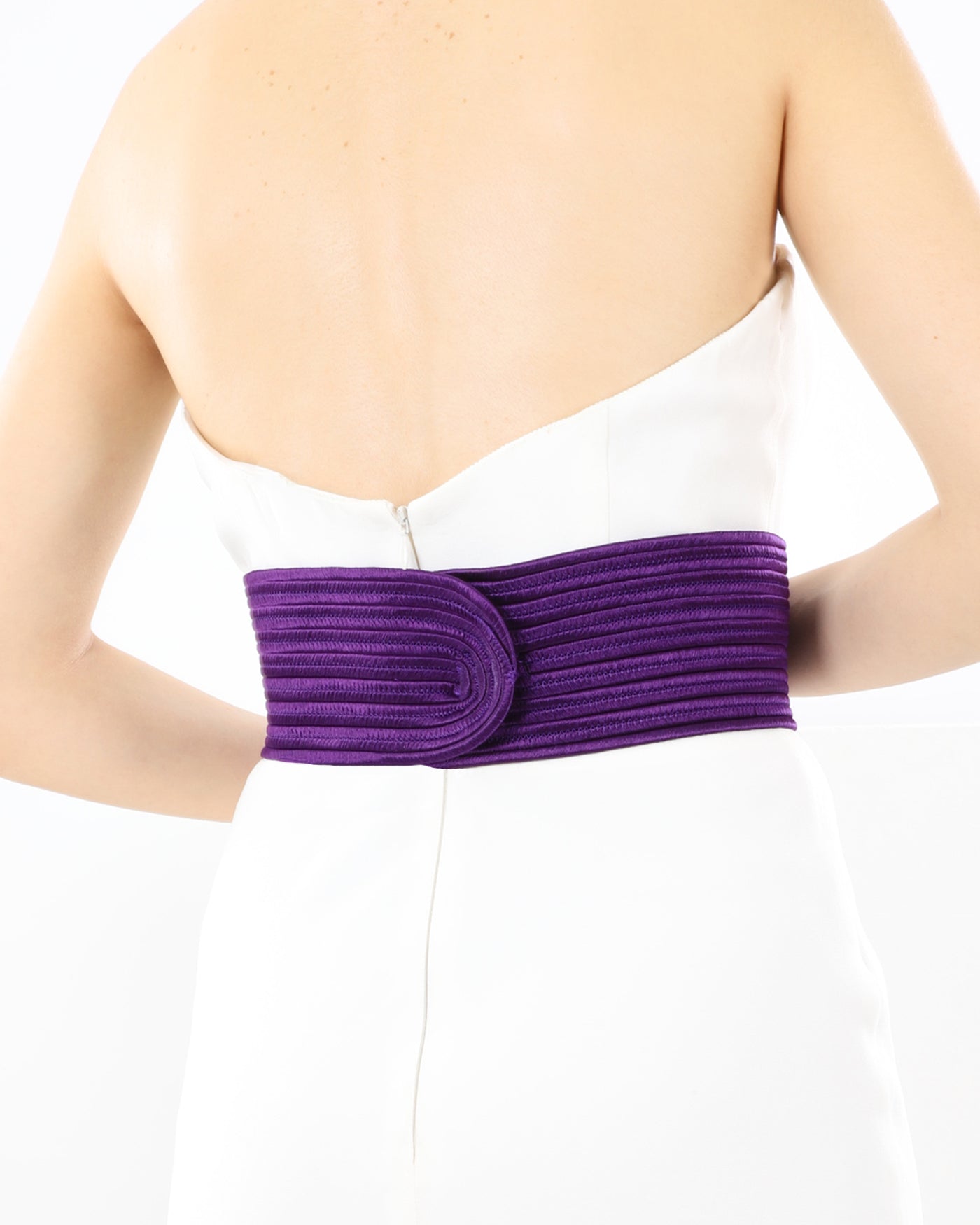 Knitted Mauve Belt With Stones